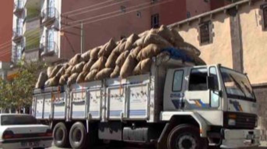 Siverek'te 9,5 Ton Pamuk Y&uuml;kl&uuml; Kamyonu &Ccedil;alan Hırsızlar Yakalandı