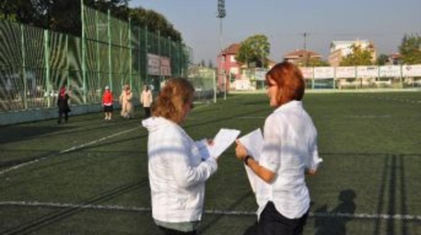 D&uuml;zce Gen&ccedil;lik Hizmetleri Vatandaşlara Sporu Sevdiriyor
