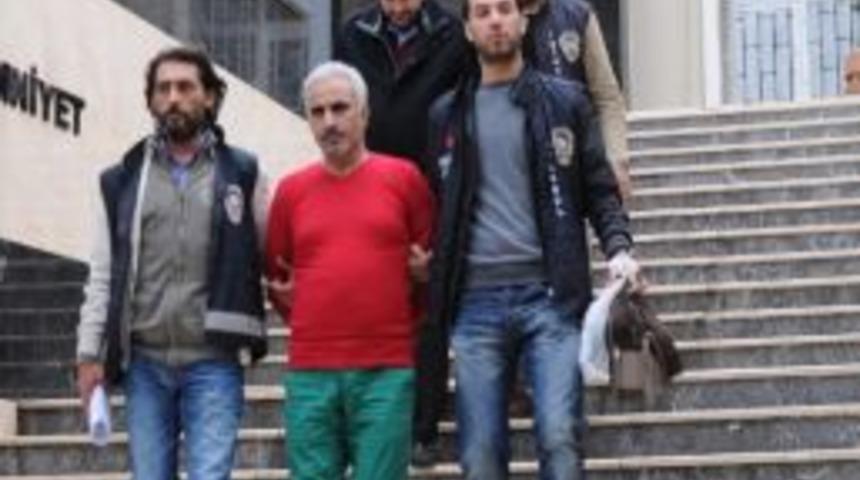 Kendini Sanat&ccedil;ı Olarak Tanıtan Oto Hırsızı Yakalandı