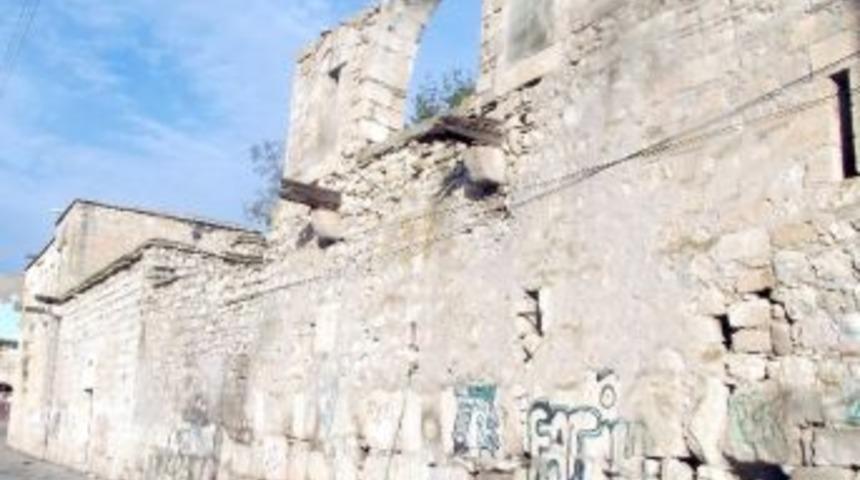 Silvan'da 150 Yıllık Tarih Yok Oluyor