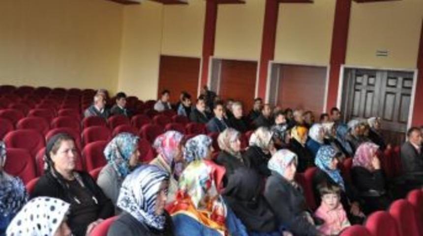 &Ccedil;i&ccedil;ekdağı&rsquo;nda Veliler Madde Bağımlılığı Hakkında Bilgilendirildi