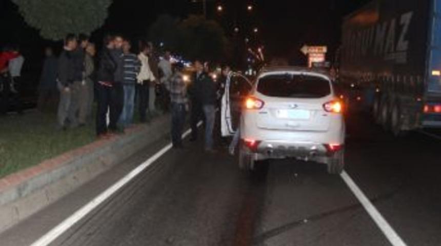 Bayan Motosiklet S&uuml;r&uuml;c&uuml;s&uuml; Kazada Ağır Yaralandı