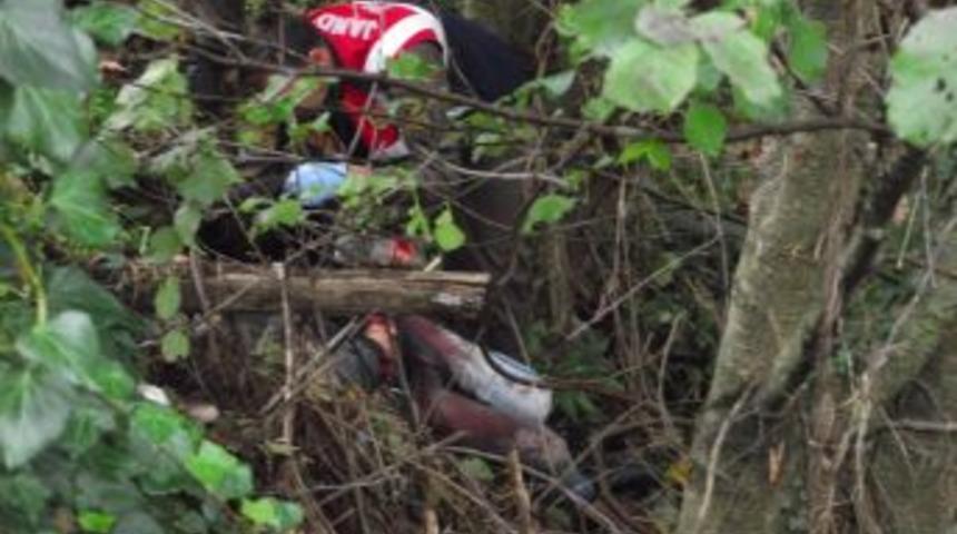 &Ouml;ld&uuml;r&uuml;len Gencin Cesedi Dere Kenarında Bulundu