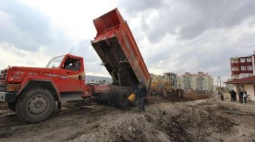 Aziziye B&uuml;y&uuml;yor, Gelişiyor