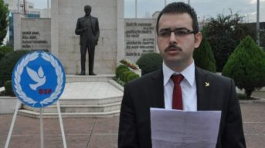 Dsp'liler, Partinin 27. Kuruluş Yıld&ouml;n&uuml;m&uuml;nde &Ccedil;elenk Koydular