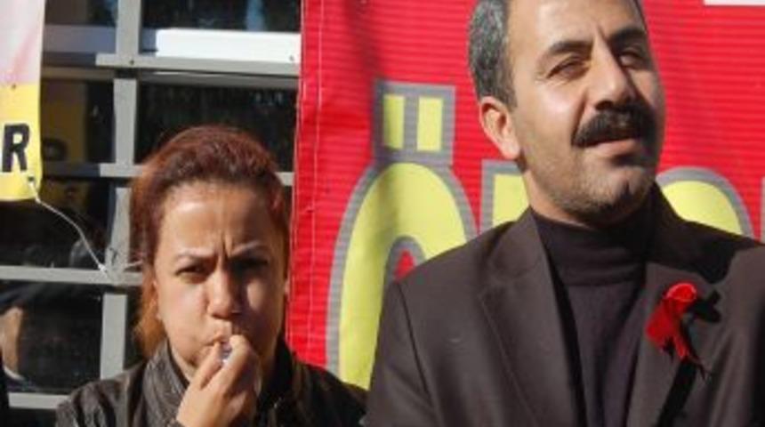 Cezaevi &Ouml;n&uuml;nde D&uuml;d&uuml;kl&uuml; Eylem