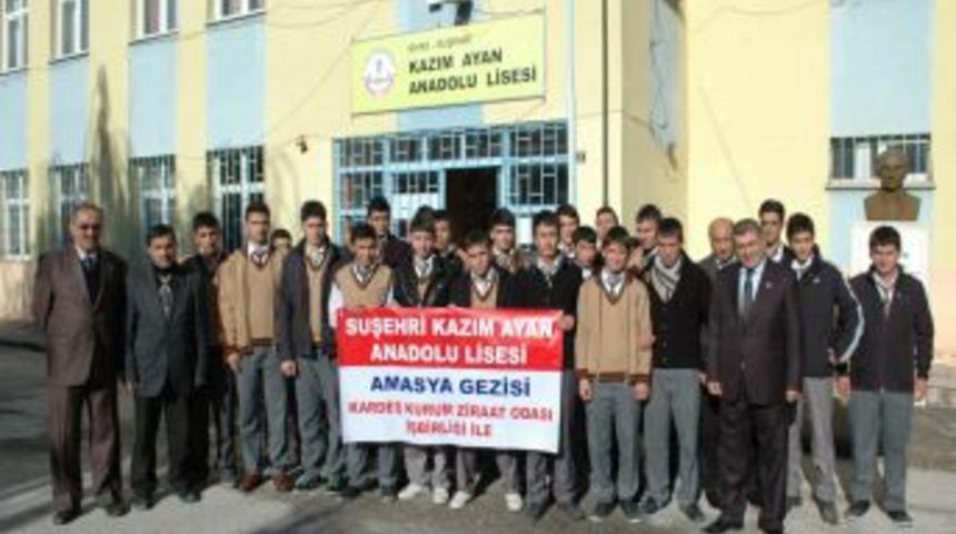 Suşehrili &Ouml;ğrenciler Amasya Gezisine Gidiyor