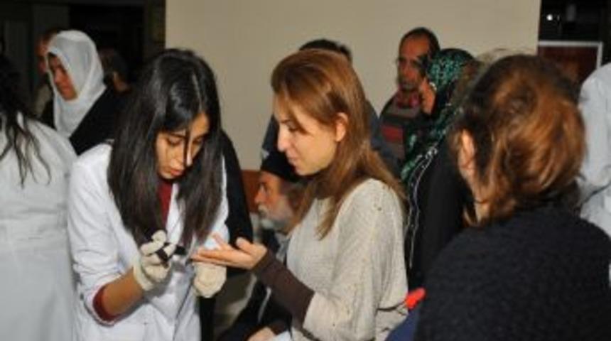 Er&uuml;&rsquo;de &Uuml;cretsiz Şeker &Ouml;l&ccedil;&uuml;m Testi