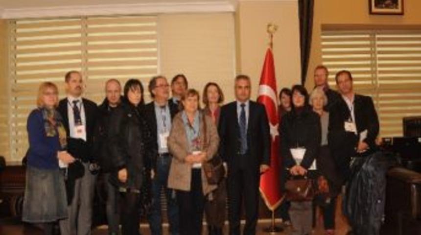 Ab&rsquo;li &Ouml;ğretmenlerden Rekt&ouml;r Uysal&rsquo;a Ziyaret