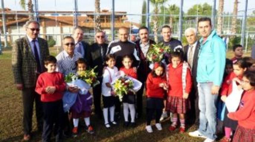 &Ouml;ğrencilerden Adana Demirspor&rsquo;a Destek