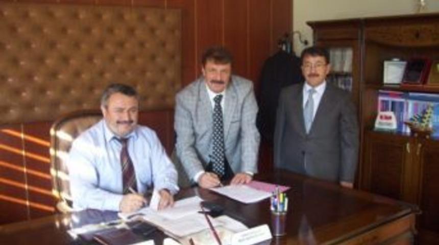 G&ouml;k&ccedil;ebey&rsquo;de İş Makineleri Operat&ouml;rl&uuml;k Kursu A&ccedil;ıldı