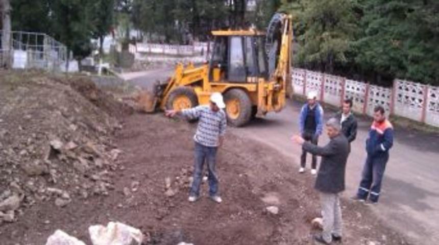 Başiskele&acute;ye Yeni Yol Ve Taş Duvar