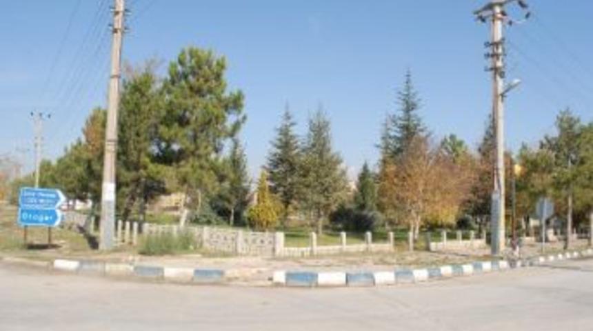 Yeni Belediye Binasının Yer Teslimi Yapıldı