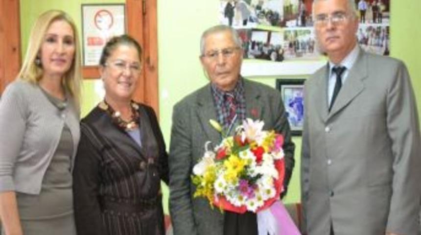 Küçükkaymaz Eğitimi Destekleme Derneğinden Huzurevine Ziyaret