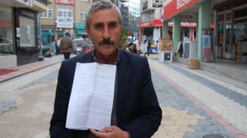 Kimlik Bilgilerinin &Ccedil;alınarak Adına Kredi &Ccedil;ekildiğini Iddia Etti