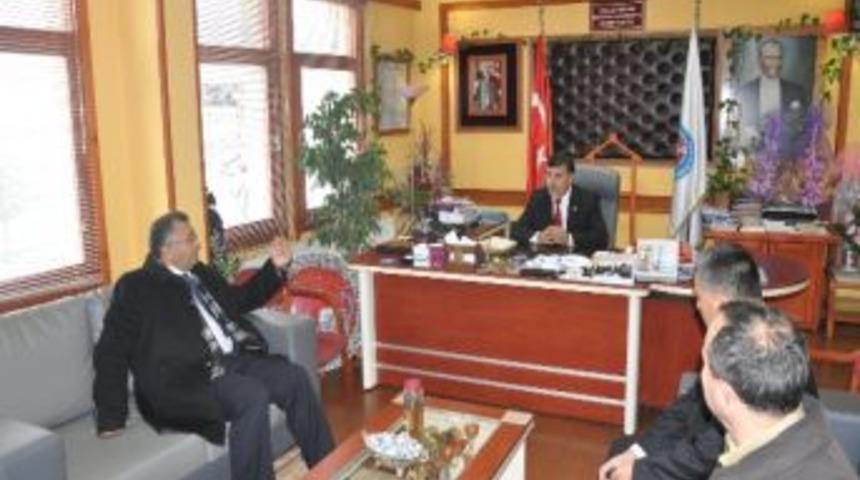 Vali &Ccedil;ift&ccedil;i&rsquo;den Başkan Koca&rsquo;ya Taziye Ziyareti