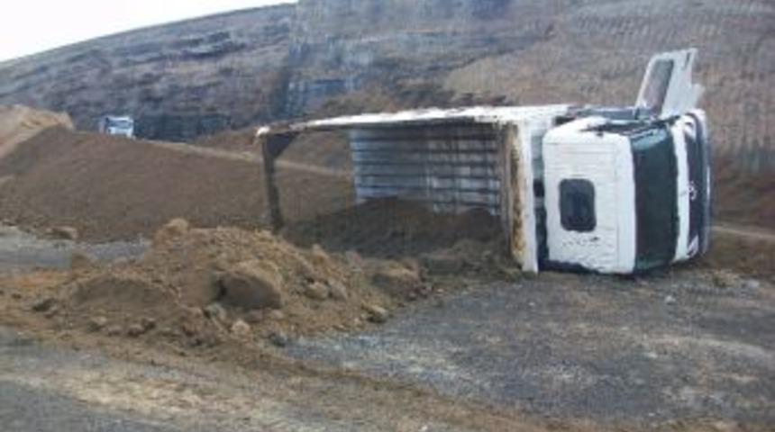 Yol Şantiyesinde Kaza