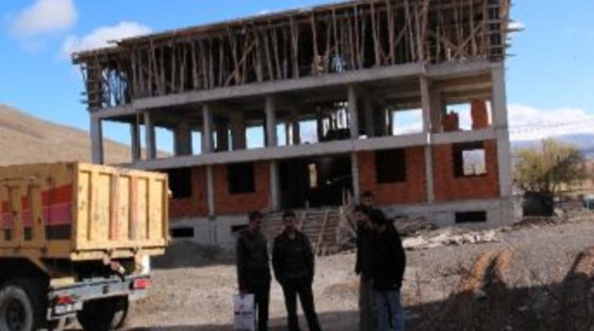 Yurt İnşaatı Sezonu Kapattı