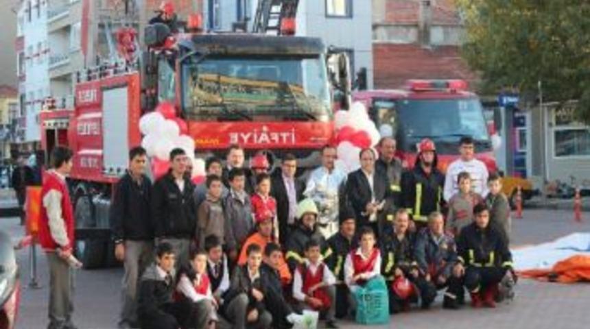 Beyşehir'de Yeni İtfaiye Aracı Tanıtıldı