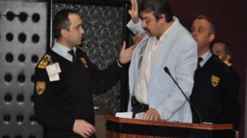 Mağdur Edildiğini &Ouml;ne S&uuml;ren Esnafın Tepkisi