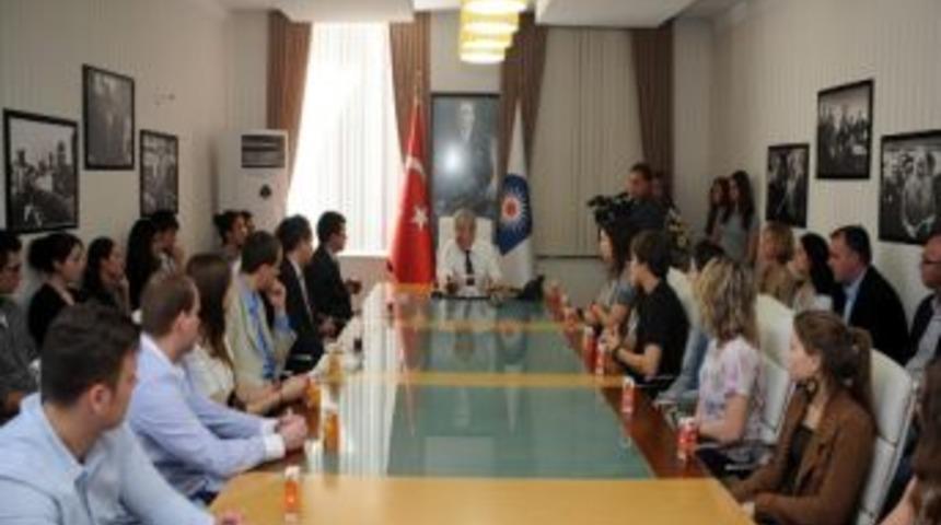 Akaydın Yabancı &Ouml;ğrencilere Antalya&rsquo;yı Tanıttı