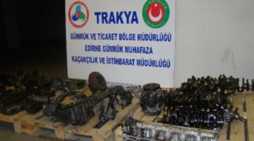 Kapıkule’de Gümüş Ve Oto Parçası Yakalandı