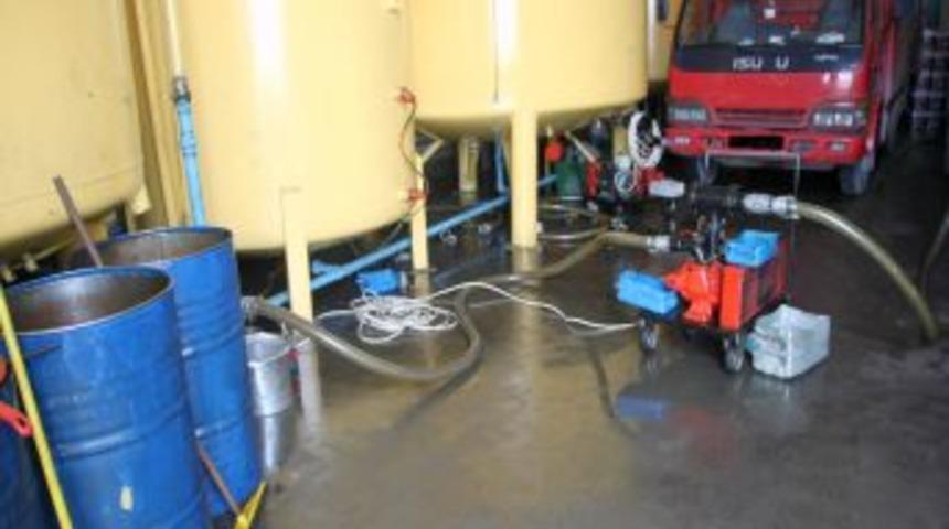 Jandarmadan Ka&ccedil;ak Akaryakıt Operasyonu