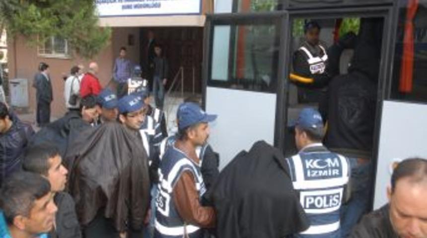 Sınav &Ccedil;etesi, Tehdit Edilen Jokerin Ihbarıyla &Ccedil;&ouml;kertildi