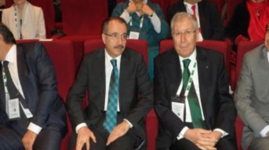 Bakan Din&ccedil;er: T&uuml;m Eğitim Sistemimizi Yeniden G&ouml;zden Ge&ccedil;iriyoruz