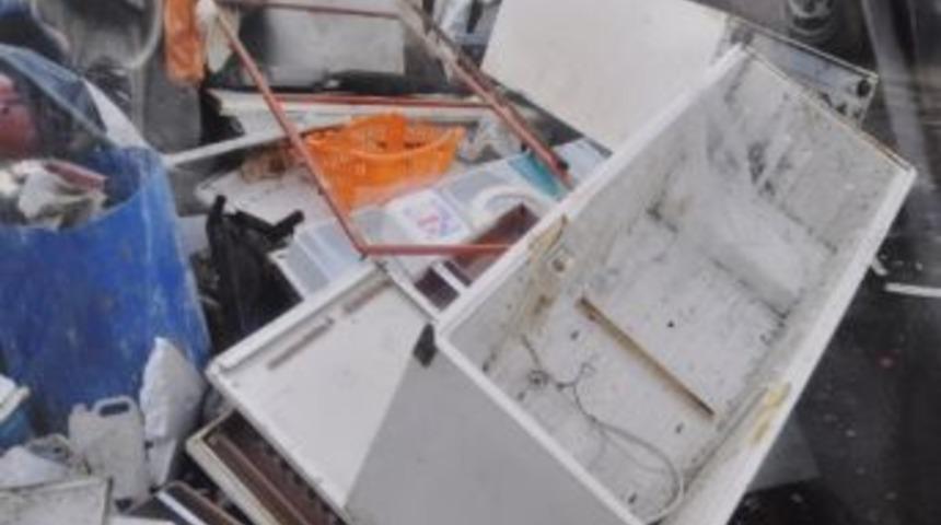 Hırsızlık İddiasına 2 Tutuklama