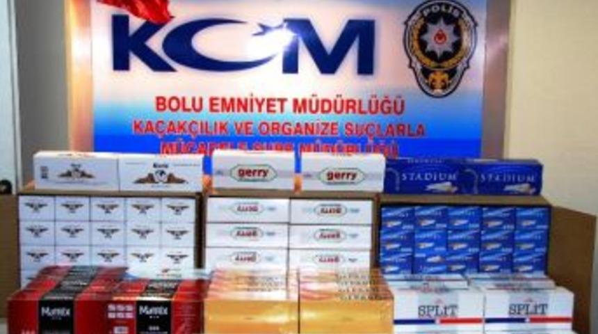 Aib&uuml;&rsquo;de Korsan Kitap Operasyonu