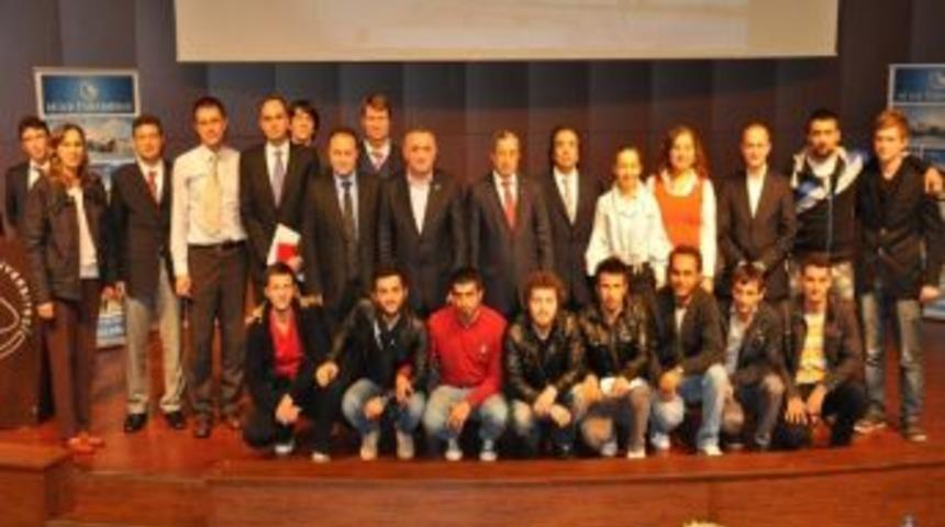 D&uuml;yem&rsquo;den Girişimcilik Paneli