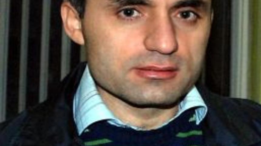 Eğitimciler, &Ouml;ğretmen Mustafa Kara'ya Yapılan Saldırıyı Kınadı