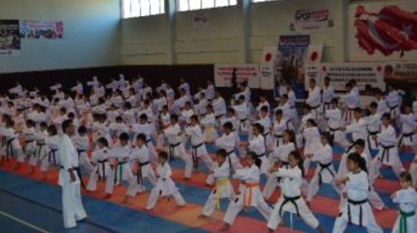Karate Ordusu Antalya&rsquo;ya &Ccedil;ıkarma Yapacak