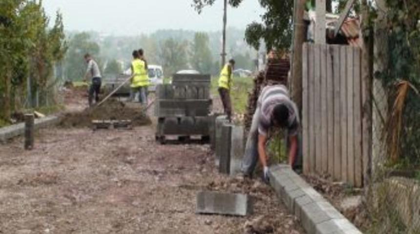 Kartepe Belediyesi Parke &Ccedil;alışmalarını S&uuml;rd&uuml;r&uuml;yor