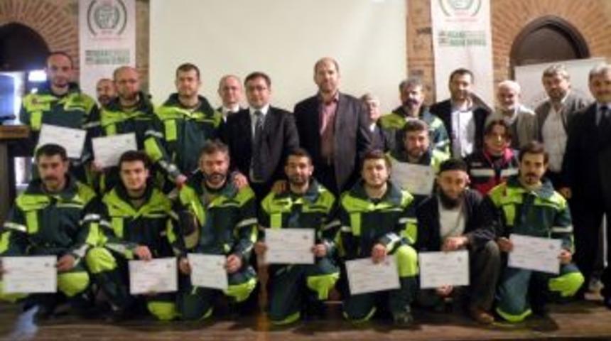 İHH Arama Kurtarma Ekibi Sivil Savunma Sertifikasını Aldı