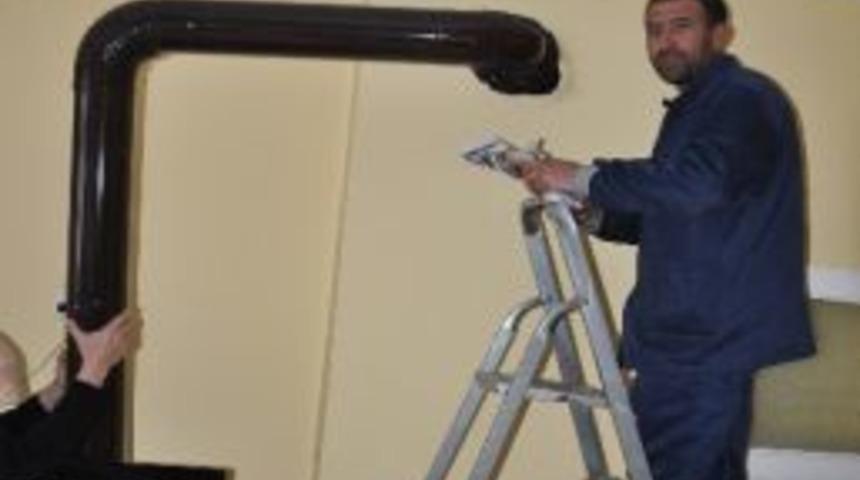 Elbistan Belediyesi 400 Evde Baca Temizliği Yaptı