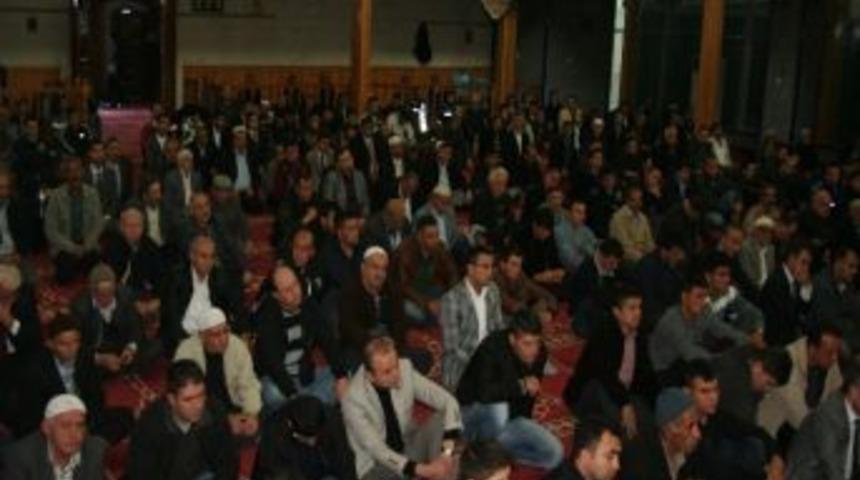 Siirt'te 17 Şehit İ&ccedil;in 34 Hatim-i Şerif Okundu
