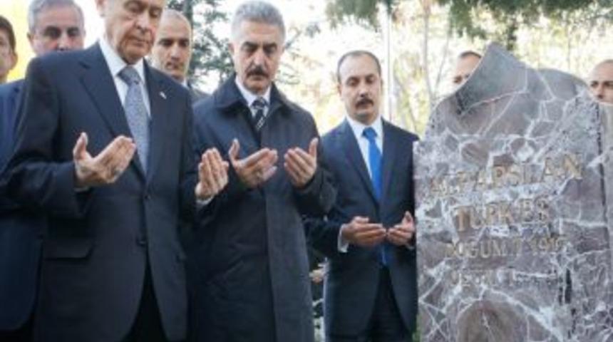 Bah&ccedil;eli: A&ccedil;lık Grevi Bir An &Ouml;nce Bitmeli