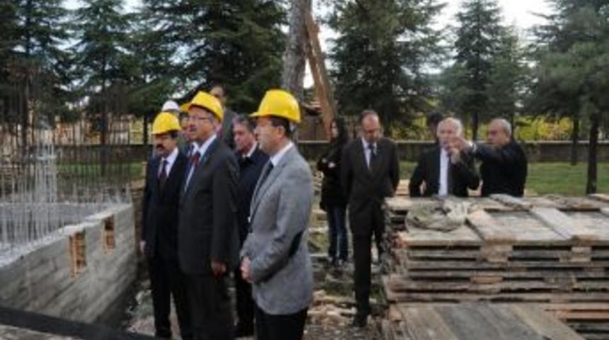 Kırıkkale Valisi Kolat, 112 &Ccedil;ağrı Merkezi İnşaatını İnceledi