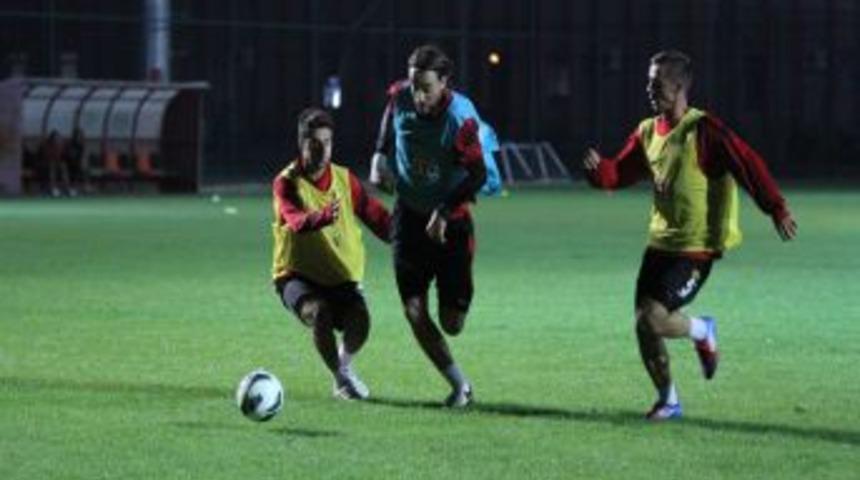 T&uuml;z&uuml;n: Taraftarımızın Desteği Ile Fenerbah&ccedil;e&rsquo;yi Yeneceğiz