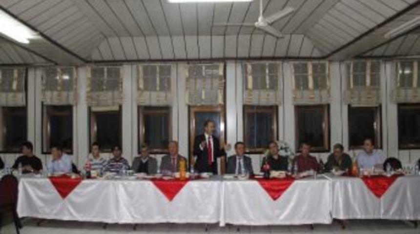 Oltu Orman İşletmesi M&uuml;d&uuml;r&uuml; Mustafa Kesiciye, Davul Zurnalı Veda Yemeği