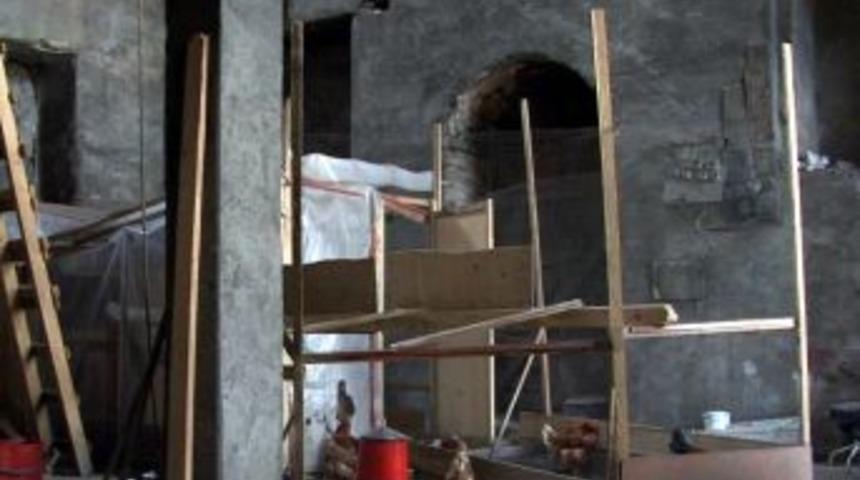 Mimar Sinan&rsquo;ın Eseri &Ccedil;&uuml;r&uuml;meye Terk Edildi