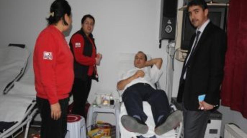 Kızılay'a Kan Bağışı