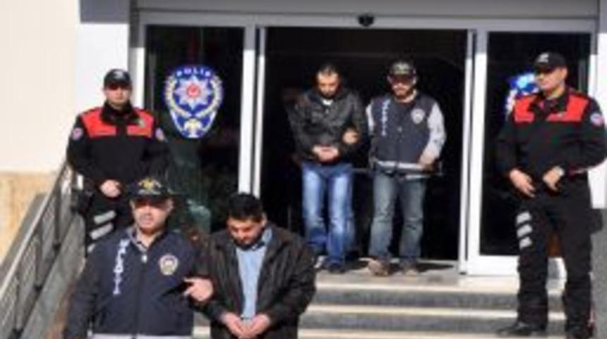 Malatya&rsquo;da Kadınları K&ouml;le Gibi &Ccedil;alıştıran &Ccedil;ete &Ccedil;&ouml;kertildi