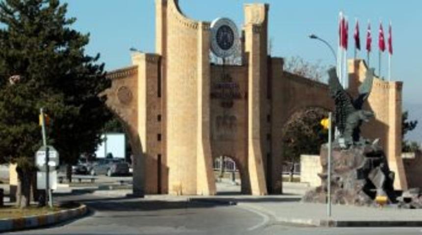 Atat&uuml;rk &Uuml;niversitesi'nde Dekan Atamaları