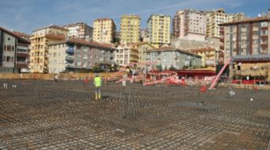 &Ccedil;aldıran Mahallesi'ne Z&uuml;mr&uuml;t Yaşam Alanı Ve Kapalı Pazar Yeri