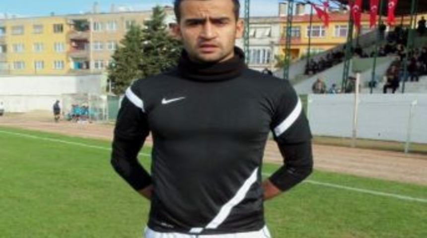 G&ouml;nen Belediyespor Kalecisi Bilge G&ouml;kt&uuml;rk: