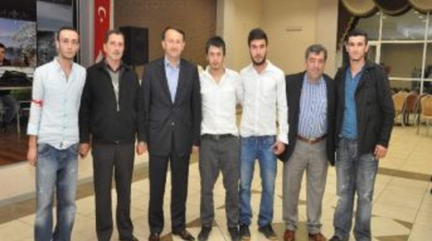 Karabalık Askerleri Uğurladı