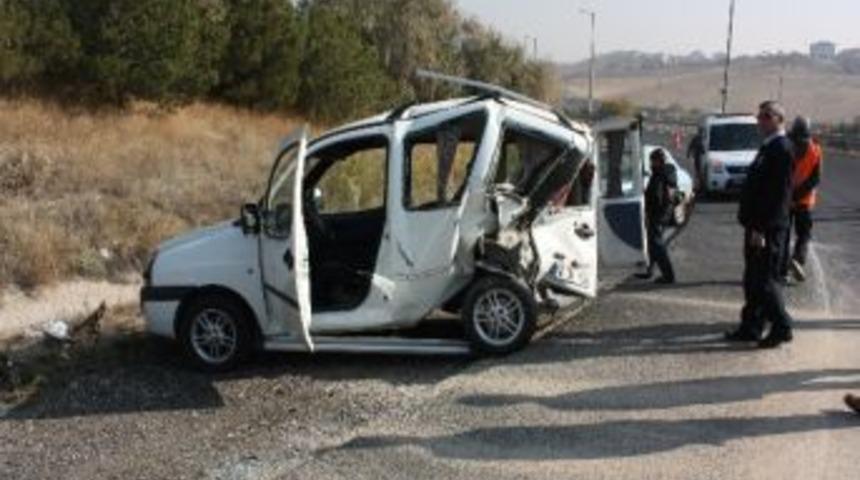 Başkent'te Trafik Kazası: 8 Yaralı